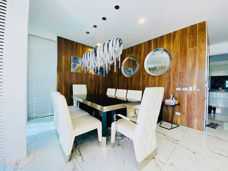 Tagvilla Palm Spring In 06 Bedroom Pattaya